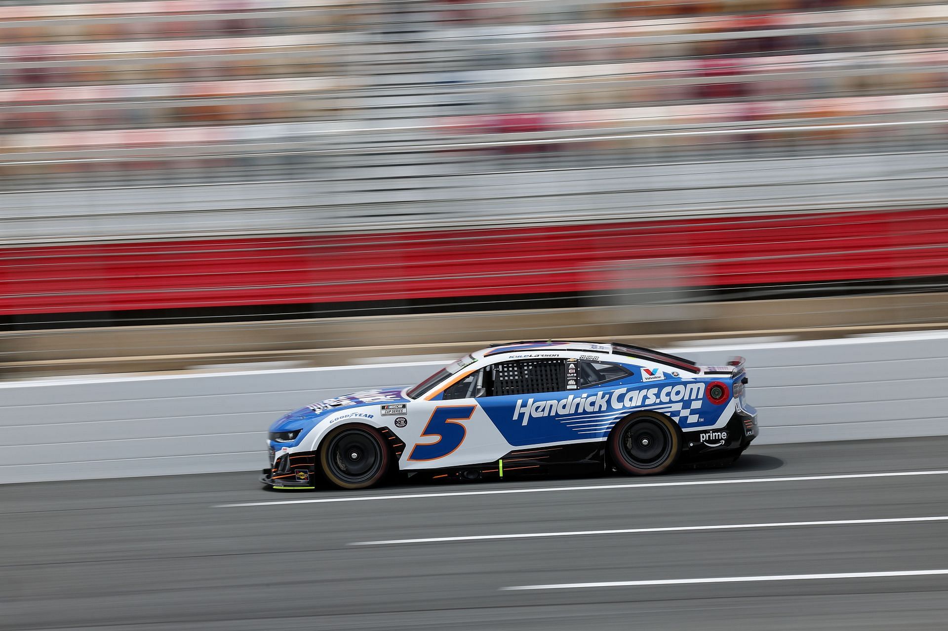 Kyle Larson driving the #5 Chevrolet Camaro at Charlotte Motor Speedway - Source: Getty